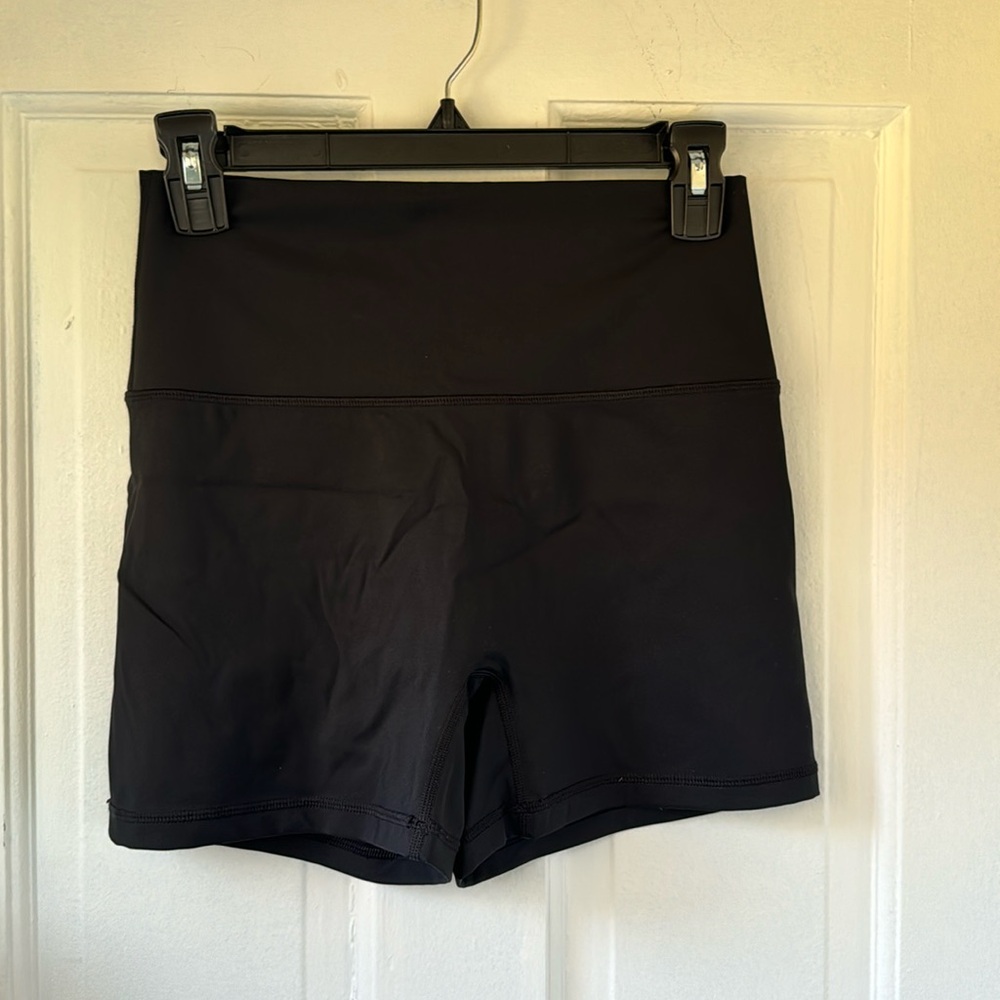 NWOT OFFLINE by Aerie Seamless Bike Shorts